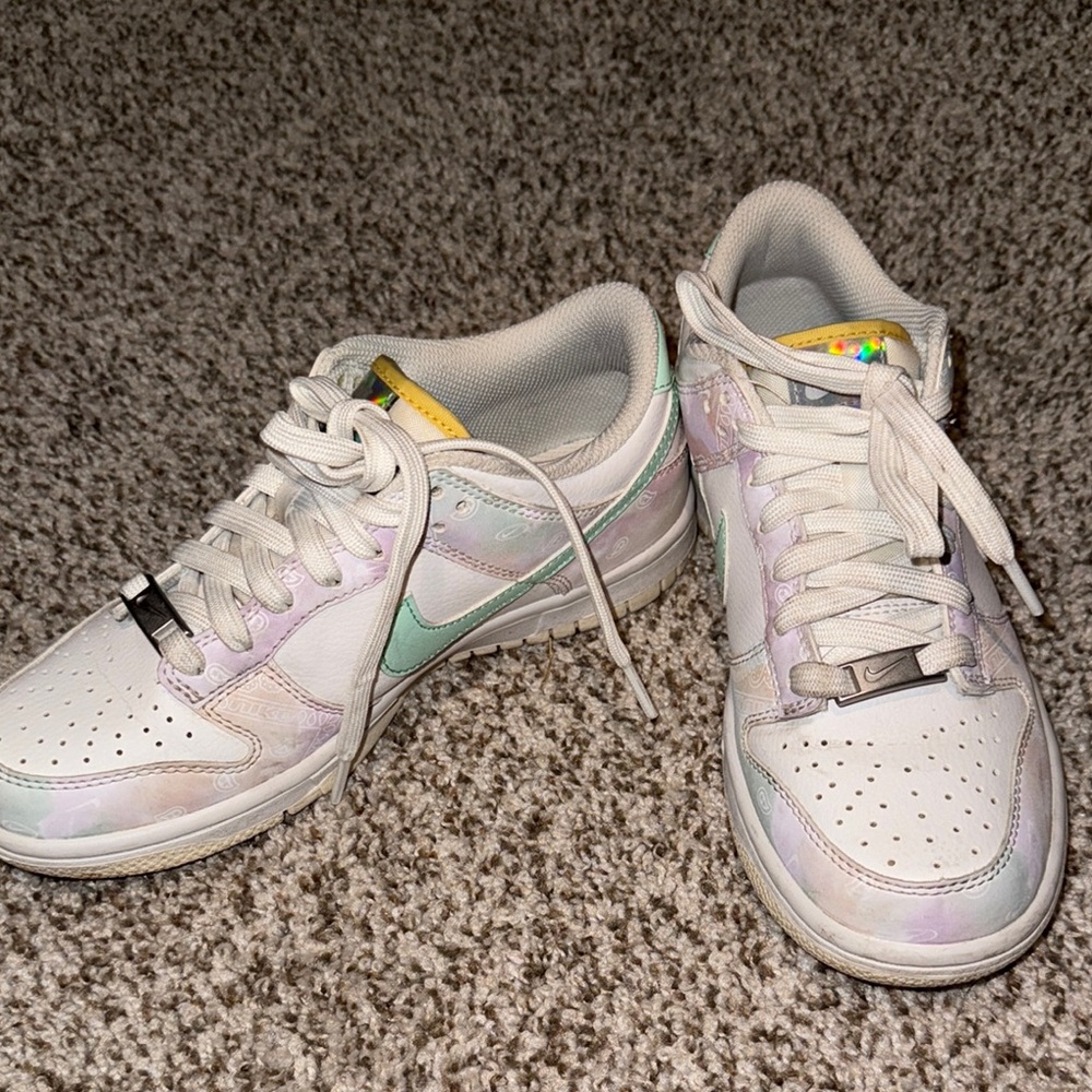Nike dunks Multicolor Low-Top Sneakers